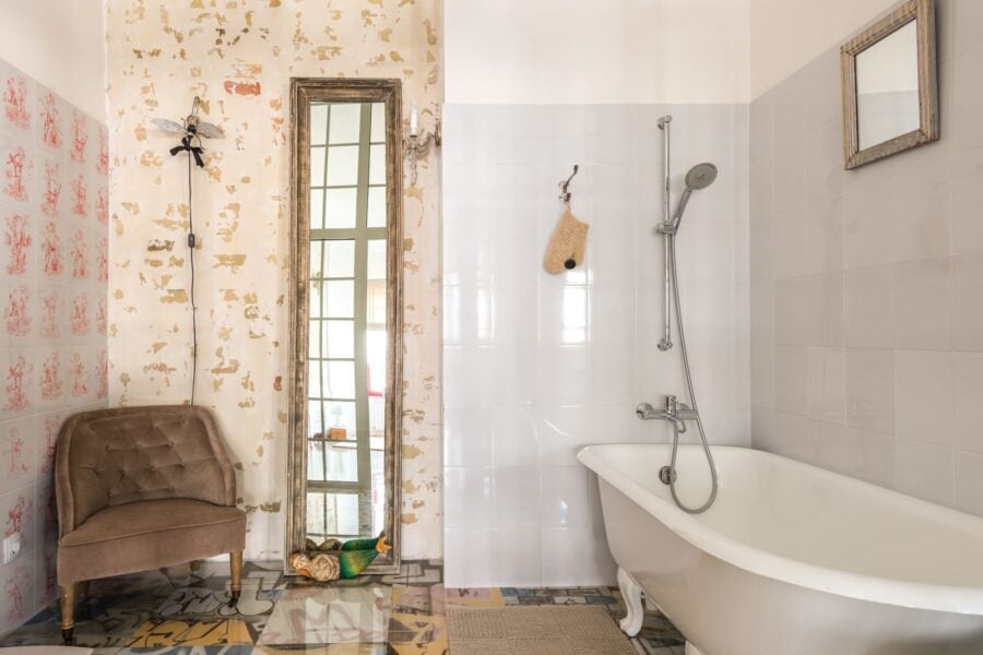 The Shower Chair Upgrade That Makes Bath Time Feel Calm Again
